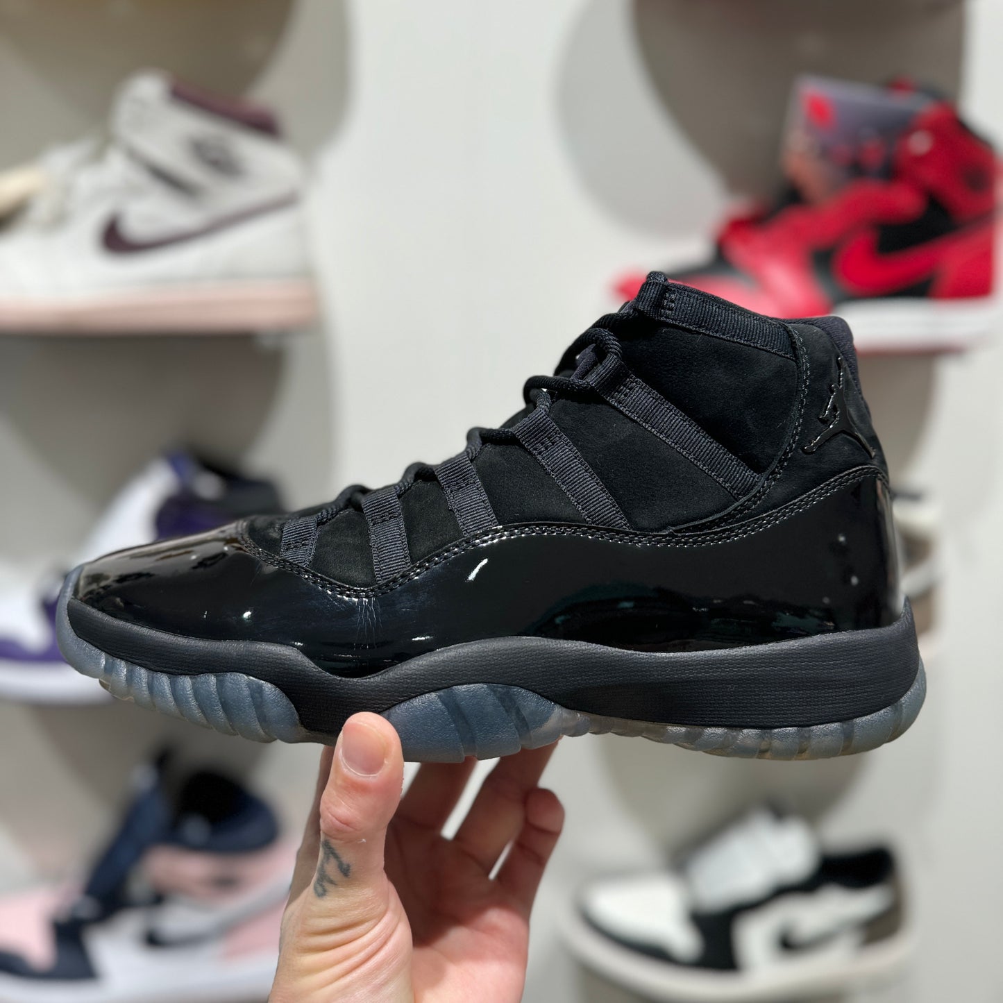 USED Nike Jordan 11 Retro Cap and Gown